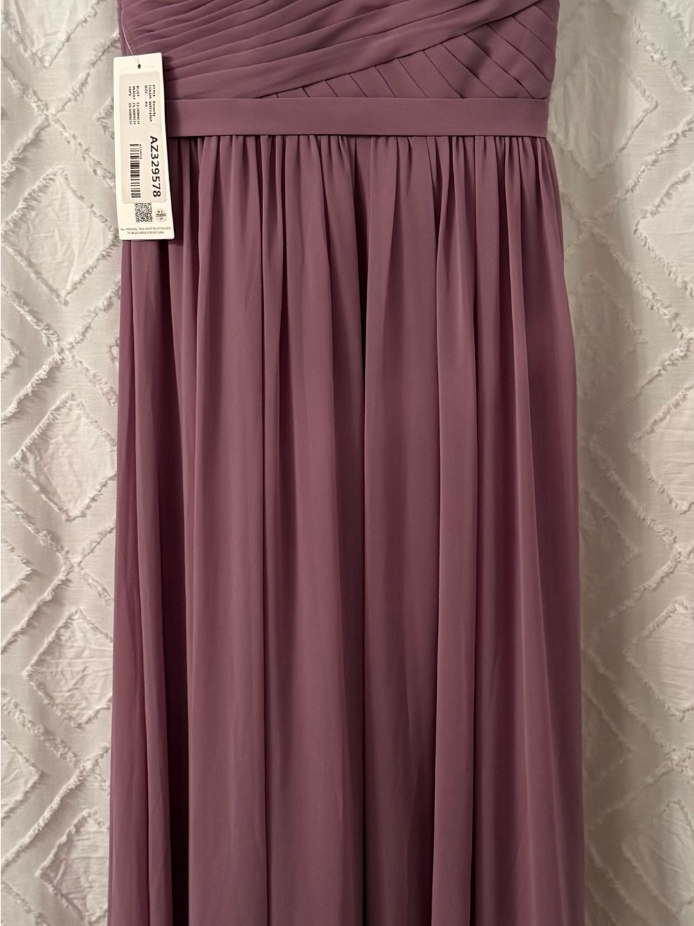 Formal Dress
Color: dusty lilac
Size: A0 (US size 0)
Style number: AZ329
